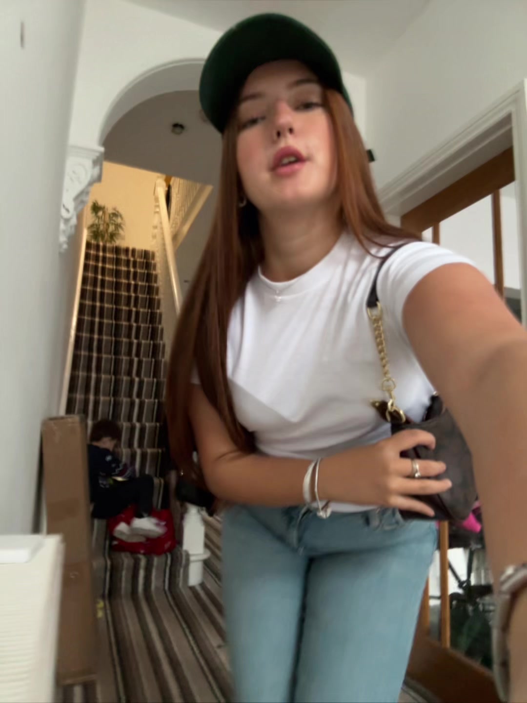 @laylasharpe_