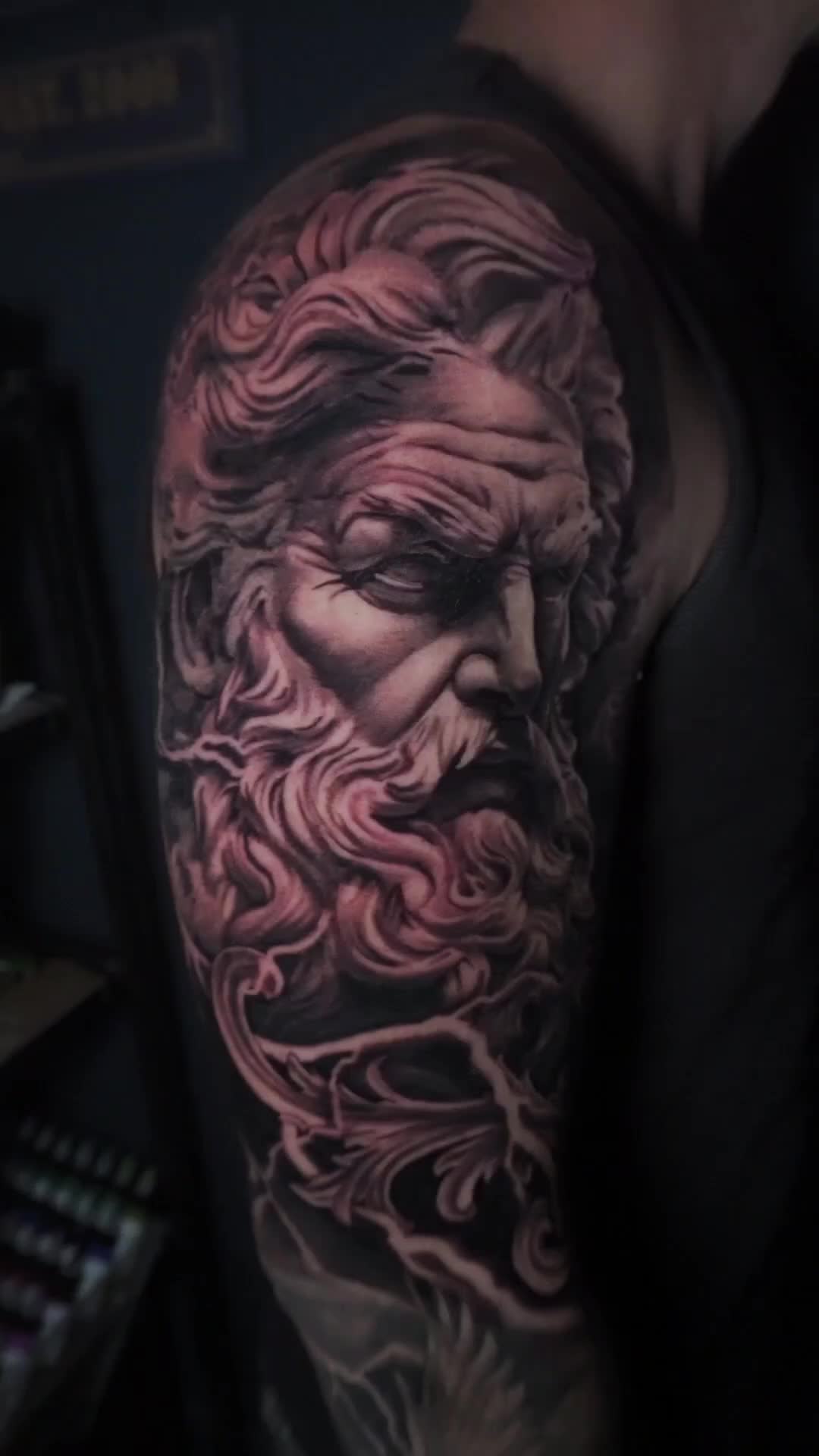 @marie.nik.tattoo