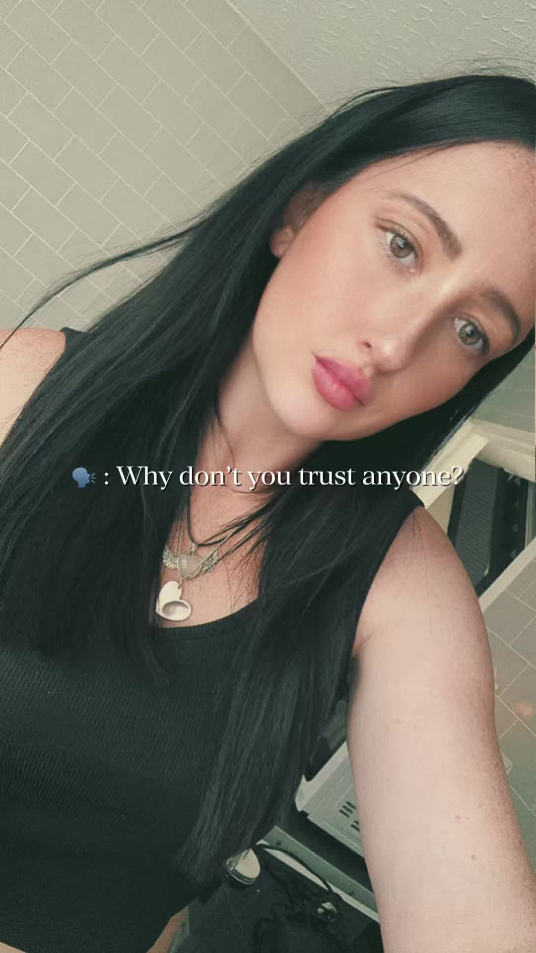 @J A D E ☮️