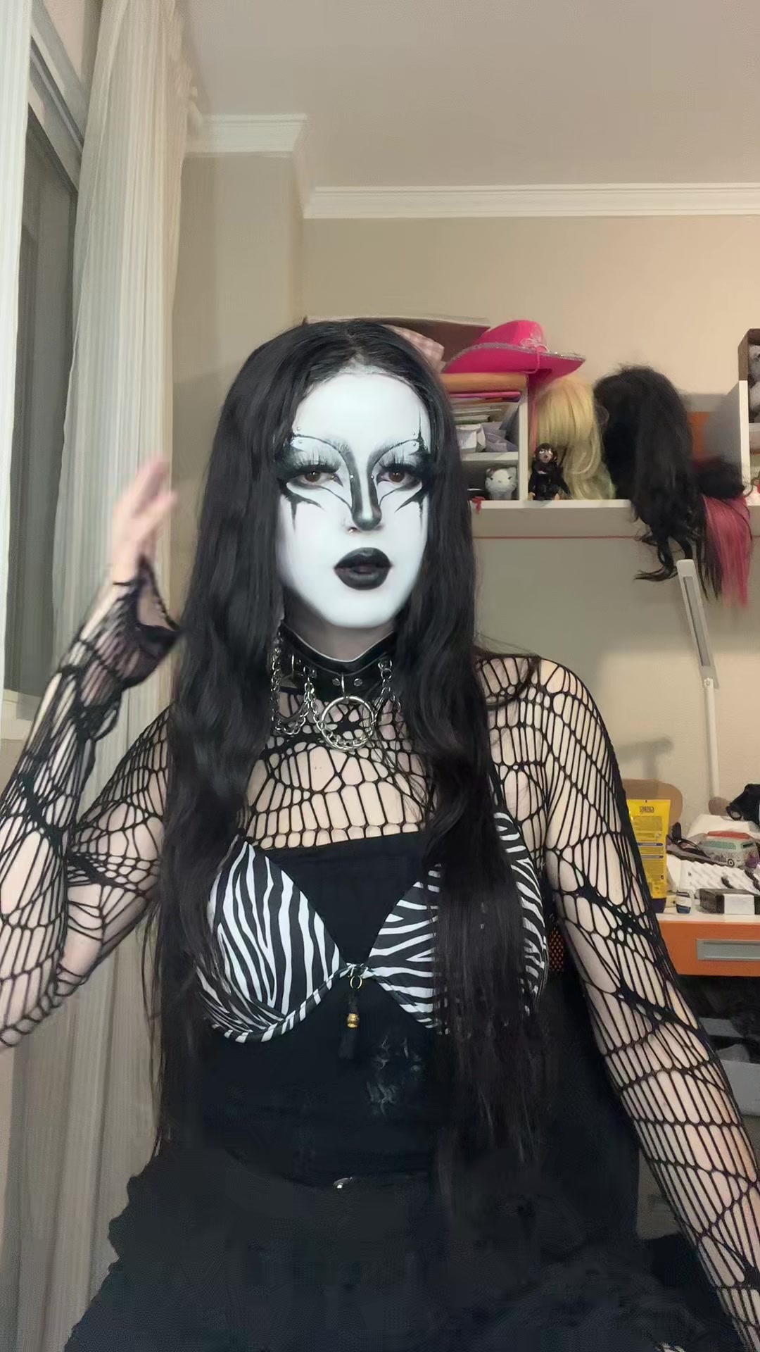 @crysaliah