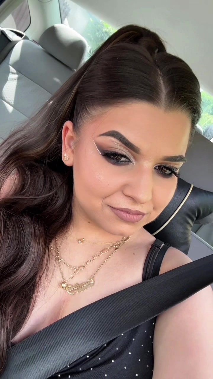 @<3
