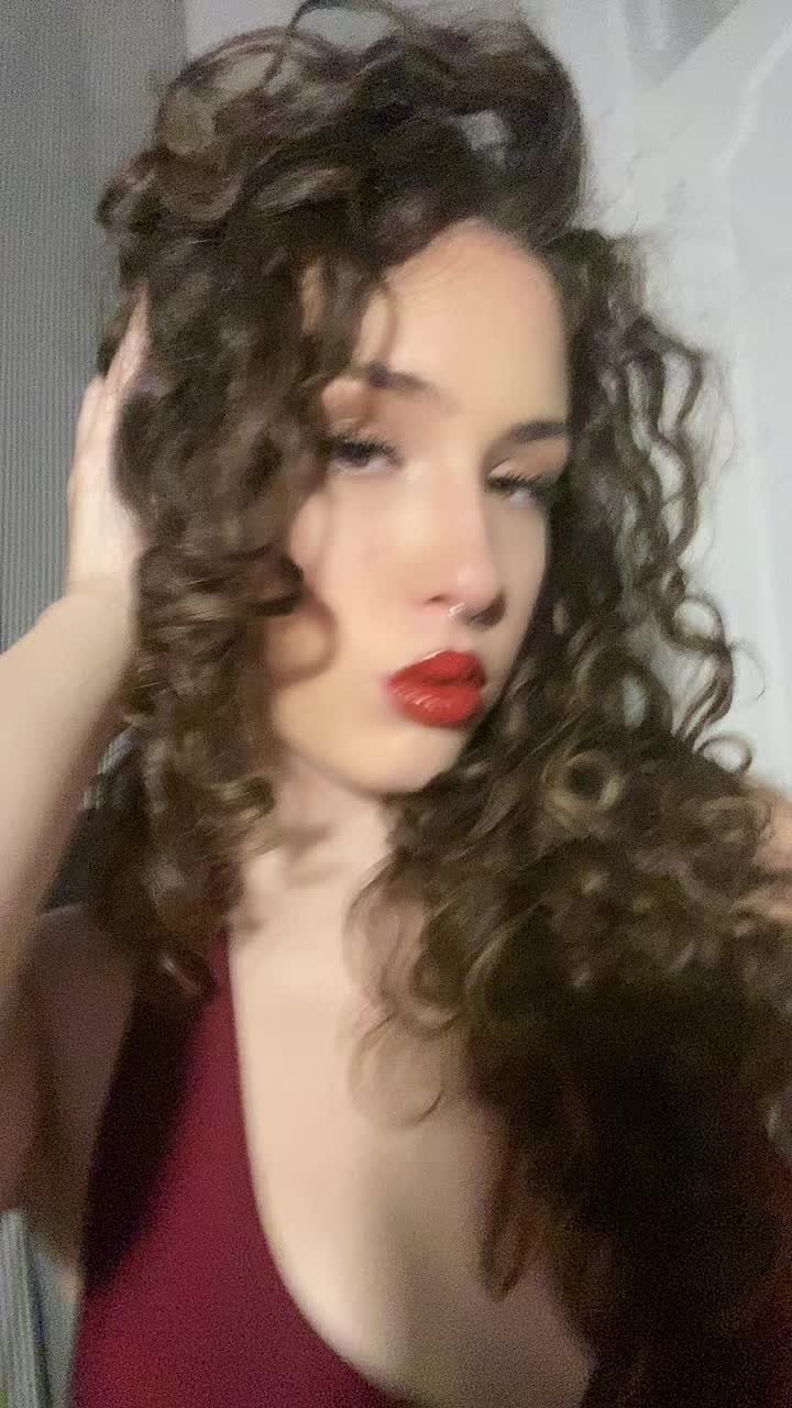 @alexandrazn