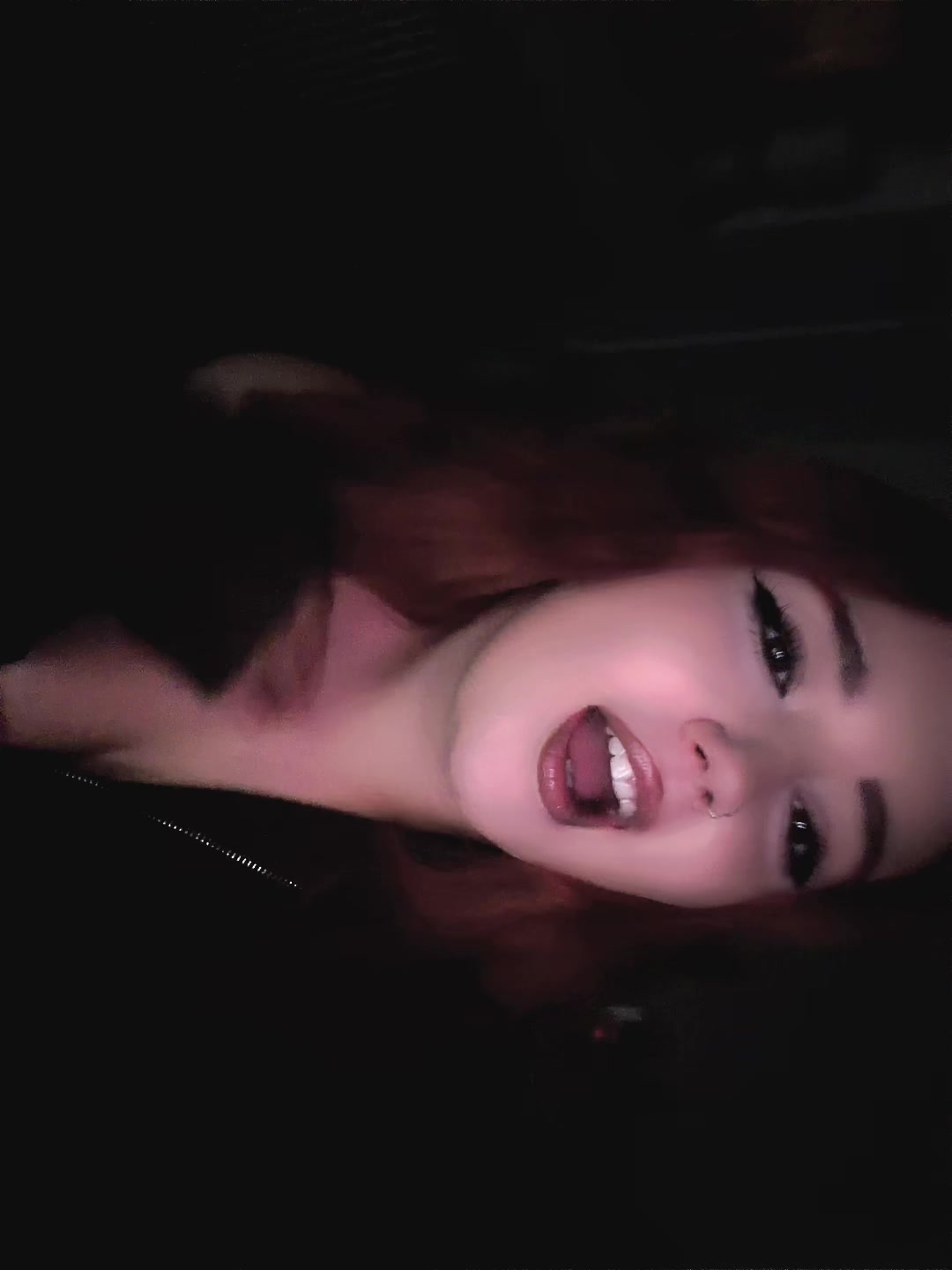 @𝐂𝐡𝐥𝐨𝐞 ꨄ︎