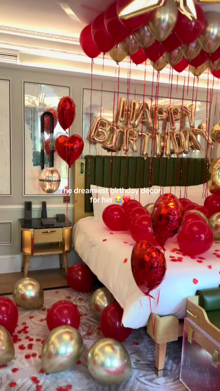@littleballoonscompany ♛