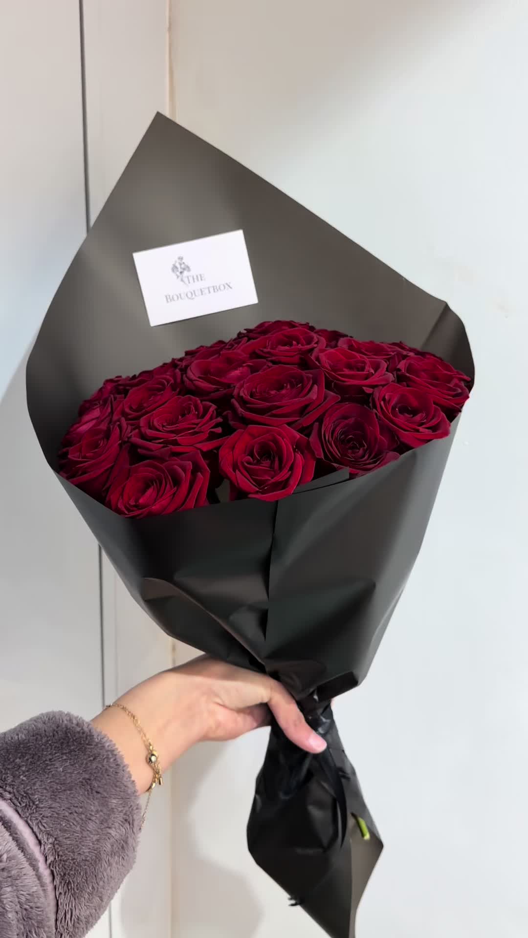 @THE BOUQUET BOX