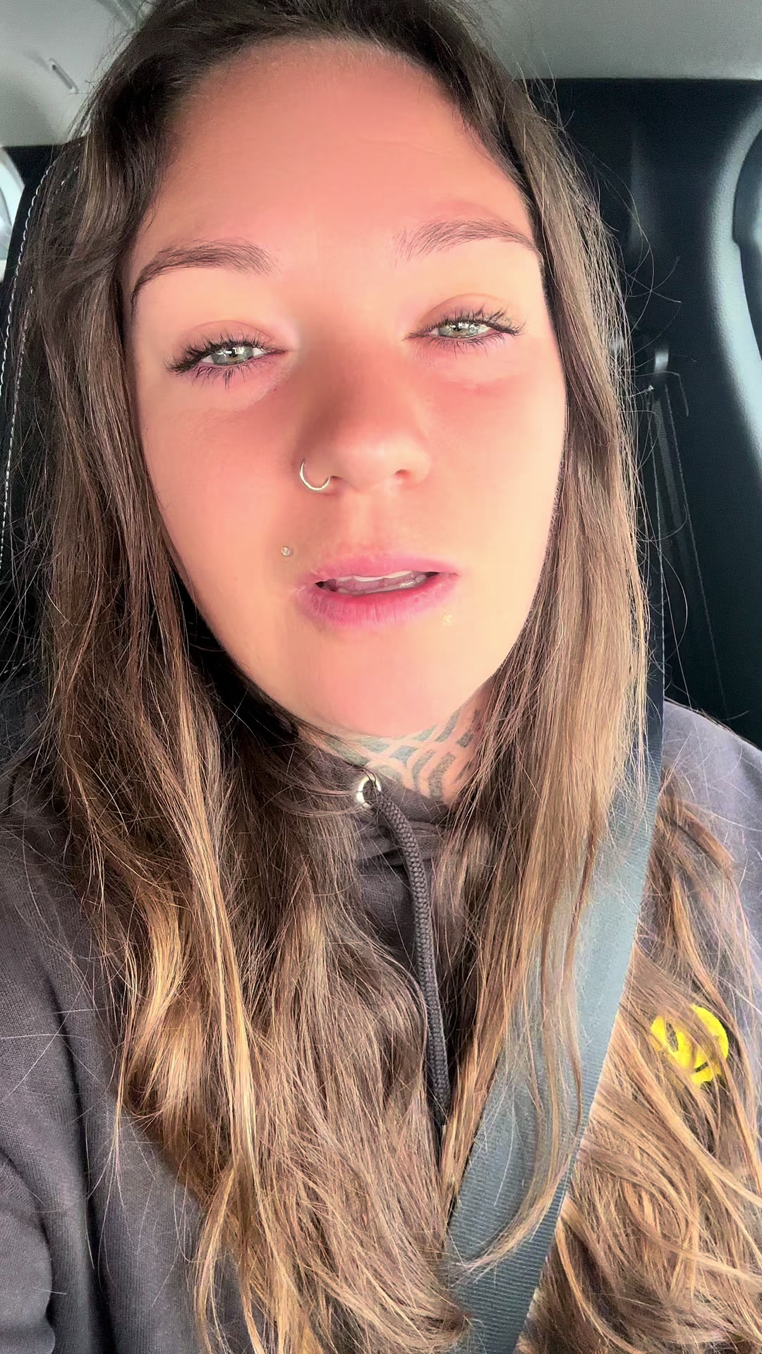 @Lyviane