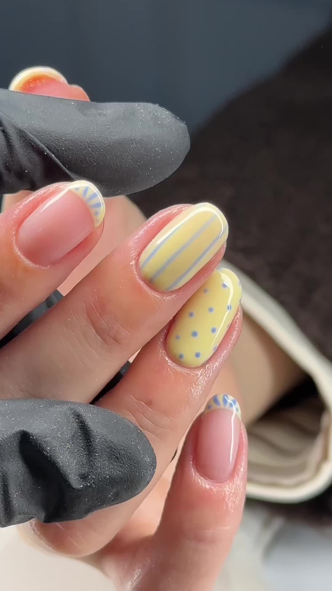 @Byevie_