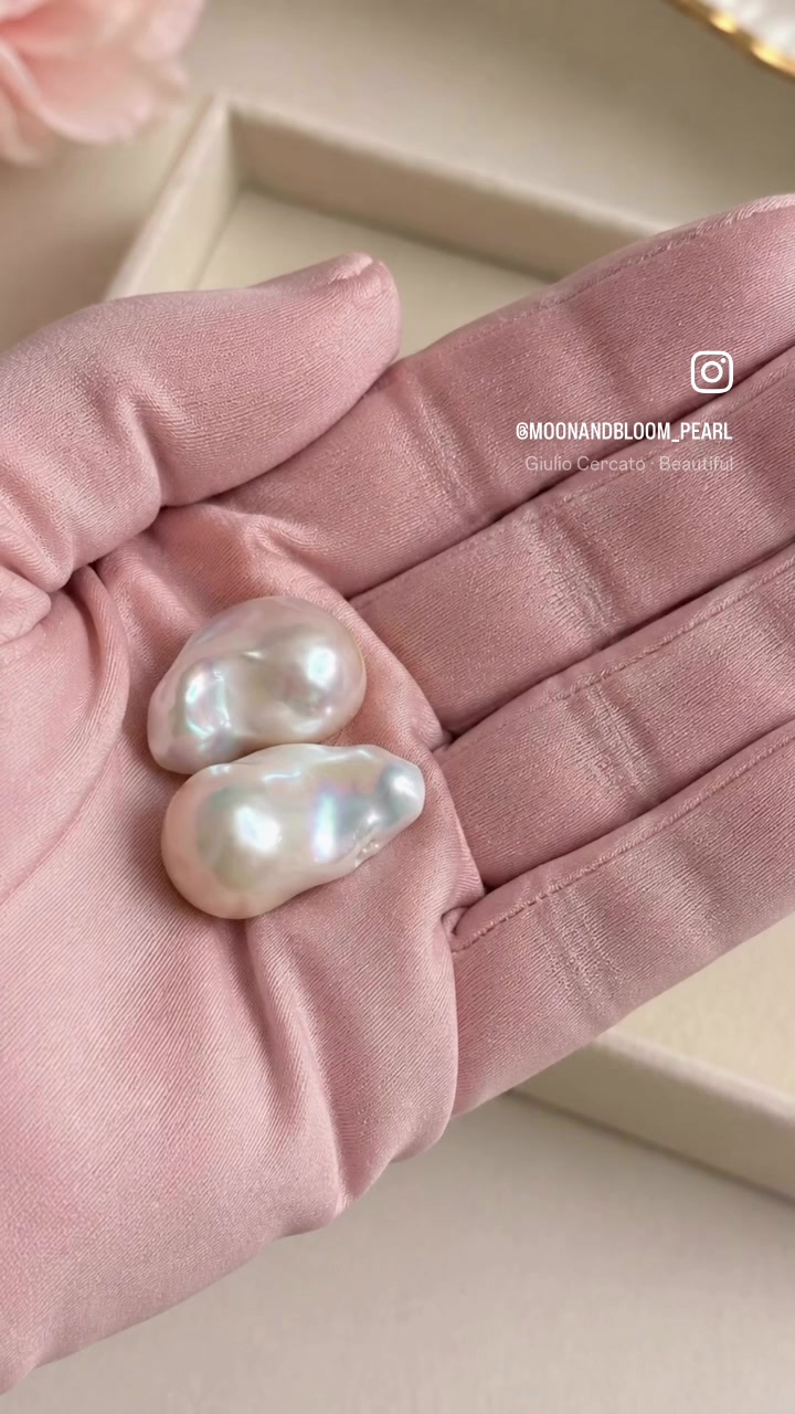 @Moon and Bloom Pearls