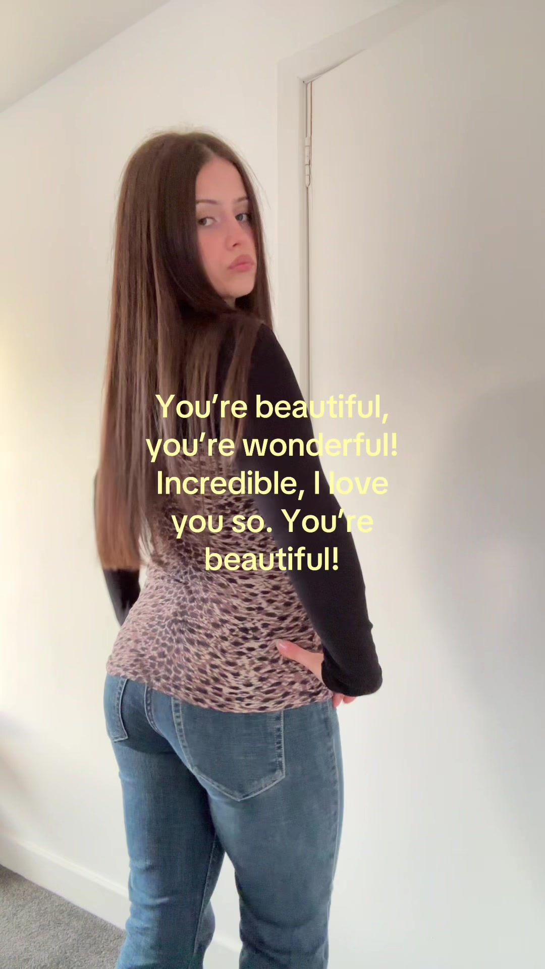@𝒜𝓃𝒶𝓈𝓉𝒶𝓈𝒾𝒿𝒶