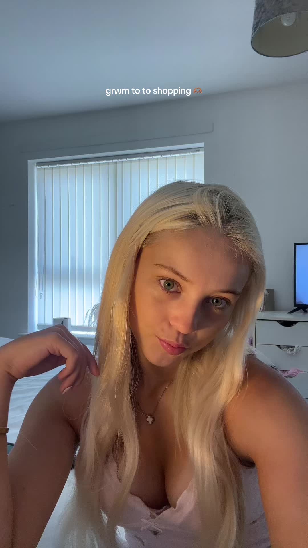 @lauraaffreyy
