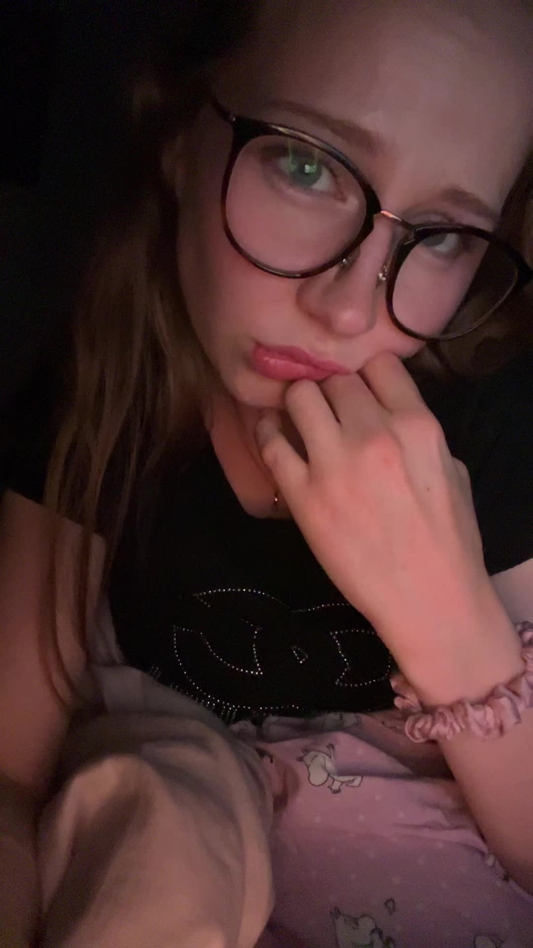 @Ella