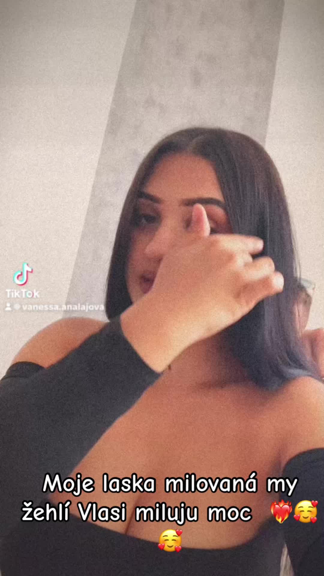 @Vanessa Violov&aacute;