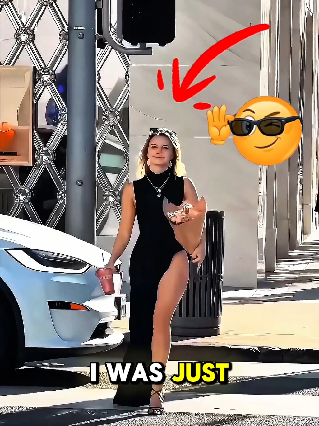 @Candid Looks