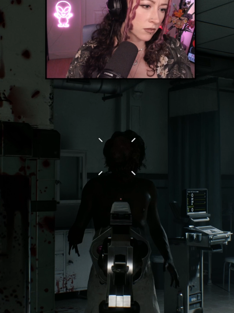@HollyREX | Twitch