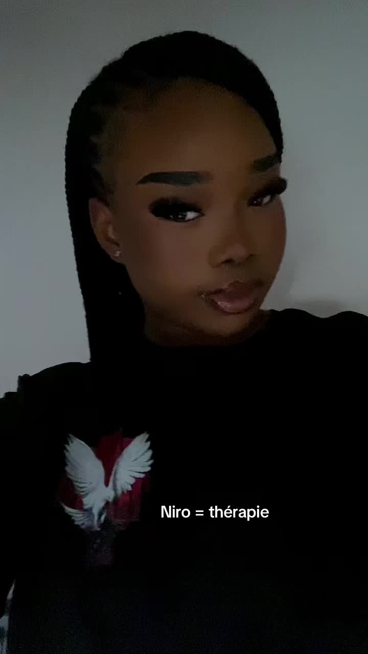 @ℰ✰