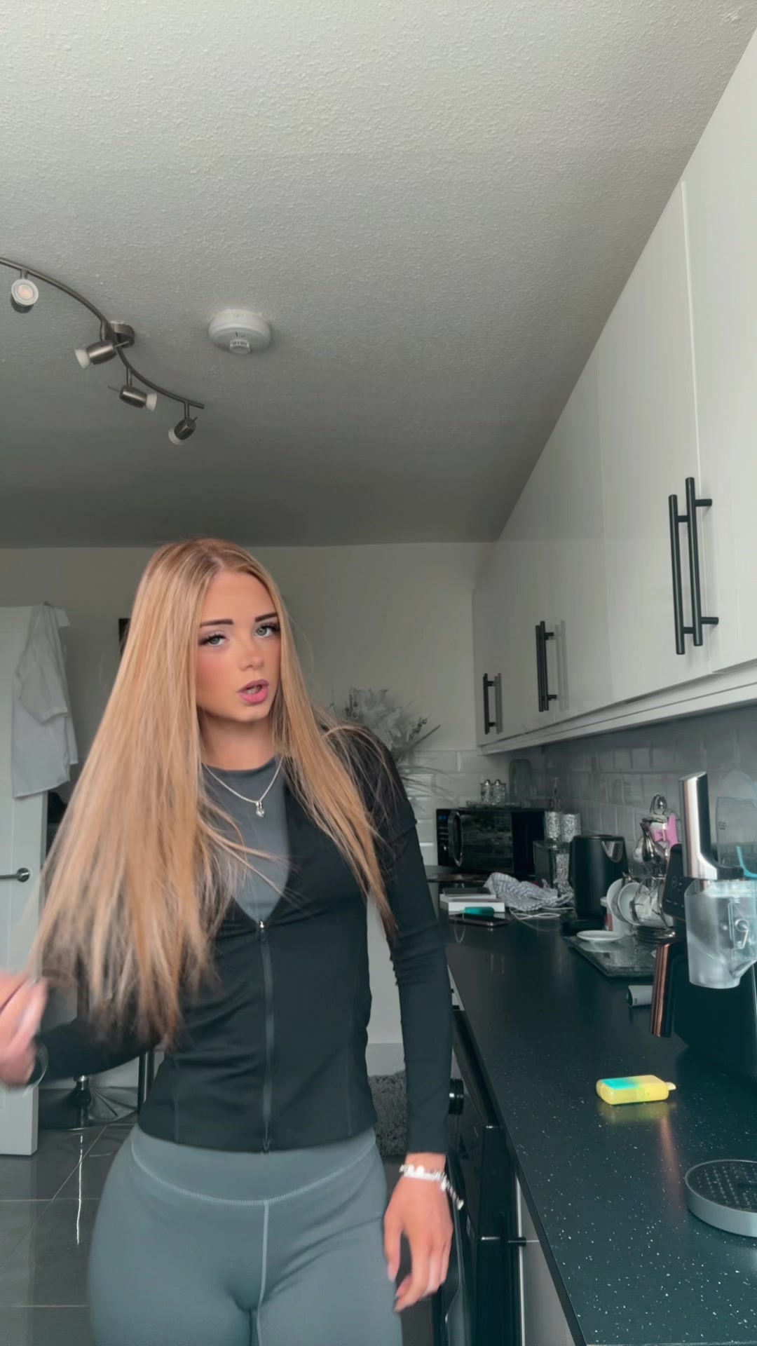 @kaceyxoxo18