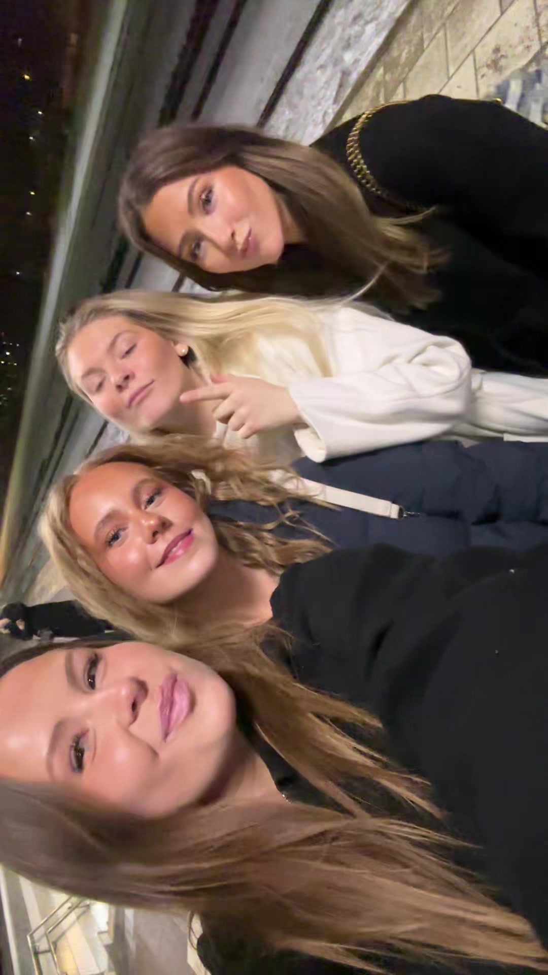 @TYRA