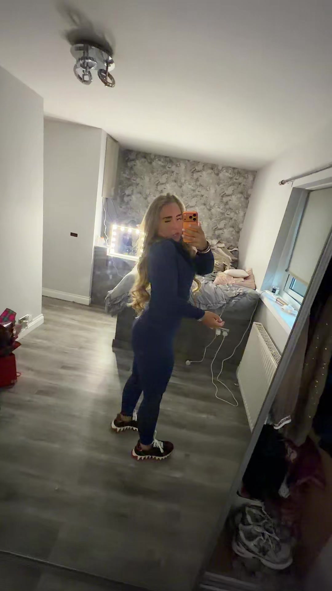 @kizzirose_wilcockx