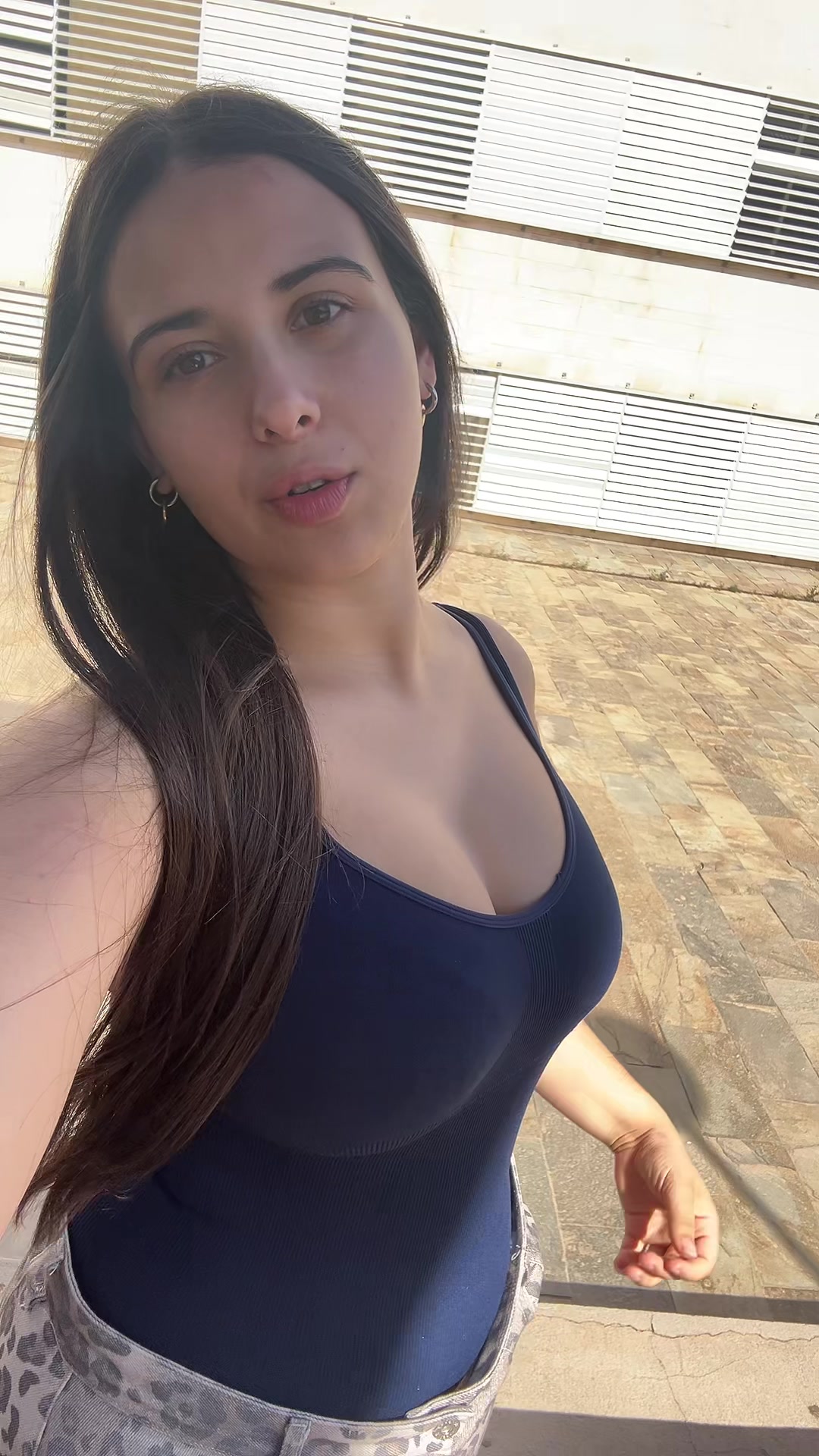 @Luna