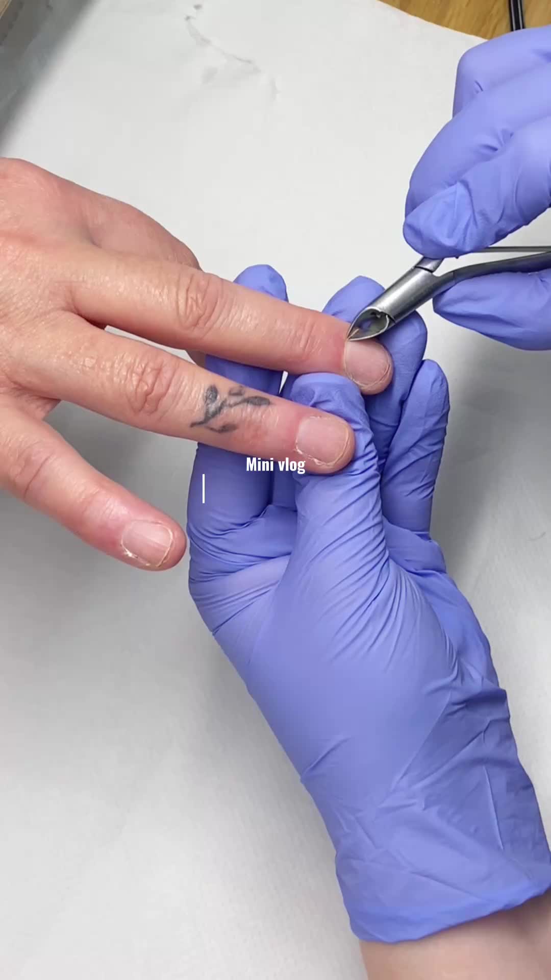 @CLAWS&bull;UK&bull;NAILS