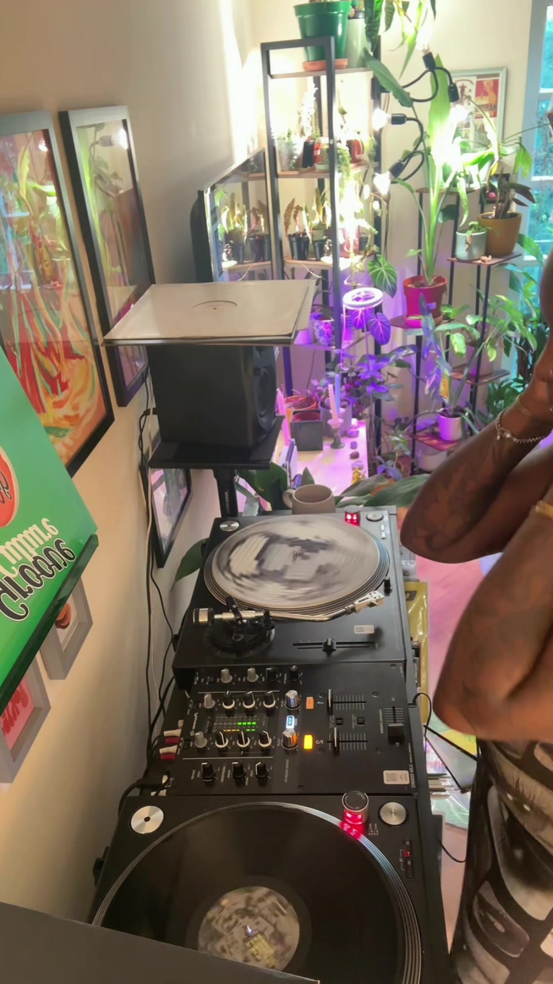 @Lena Galore 🐲