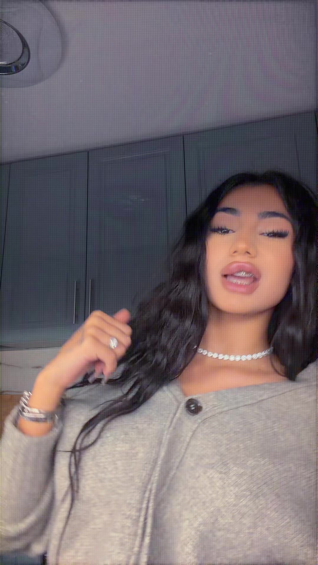 @Anais
