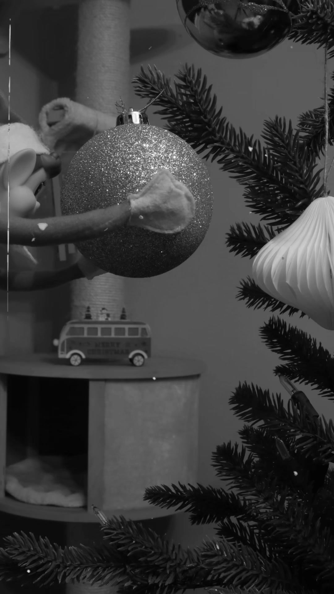 @elvesbehavinbadly