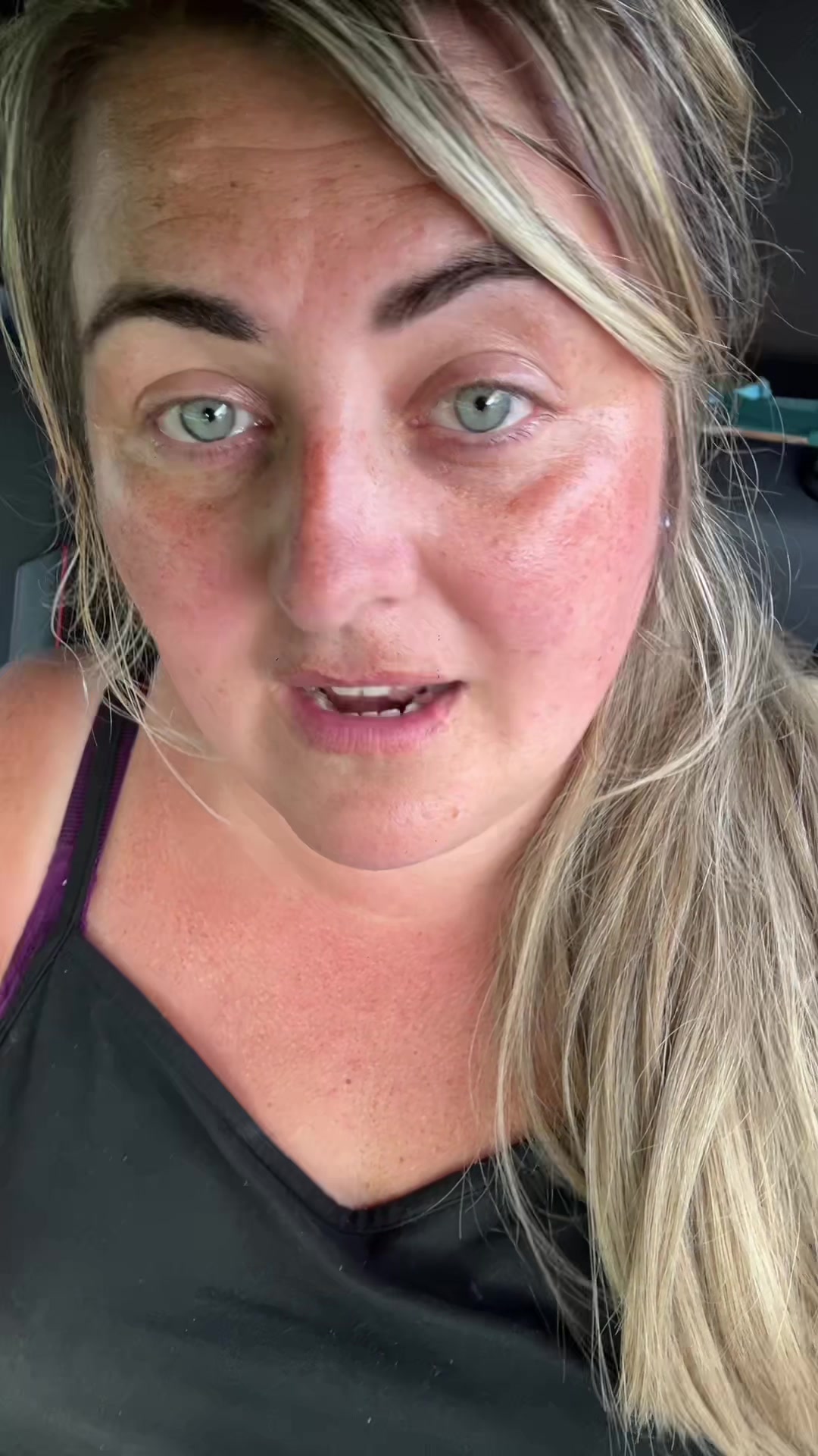 @Leyanneorr