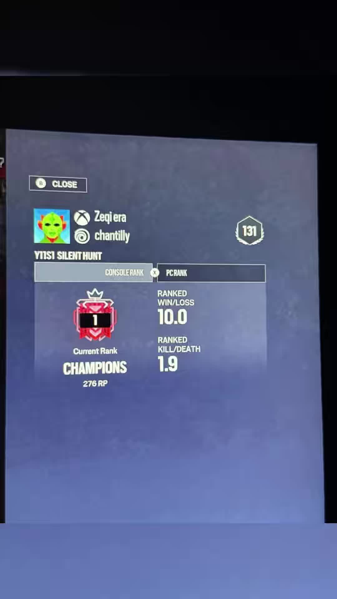 @qZeqi