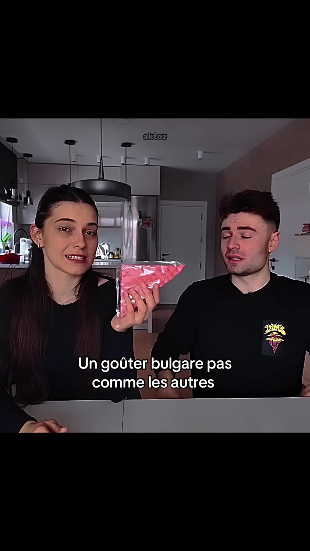 @akt
