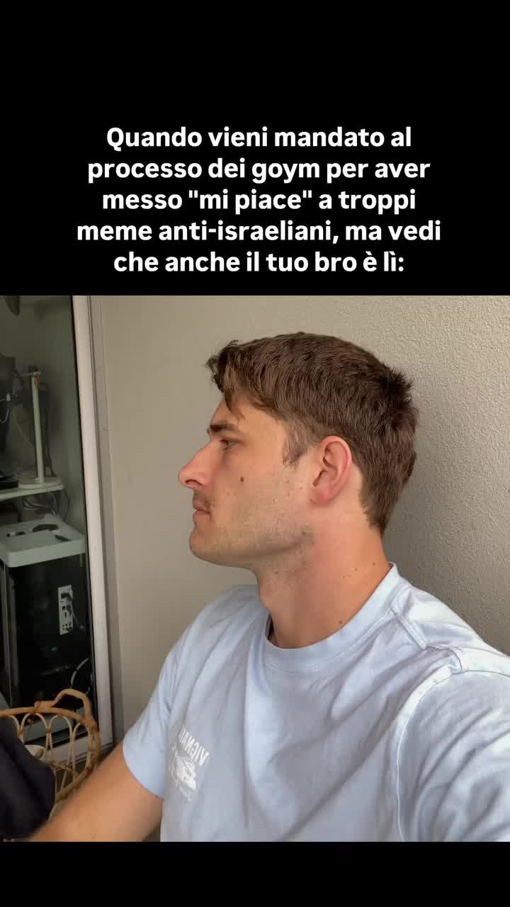 @Panik_satira