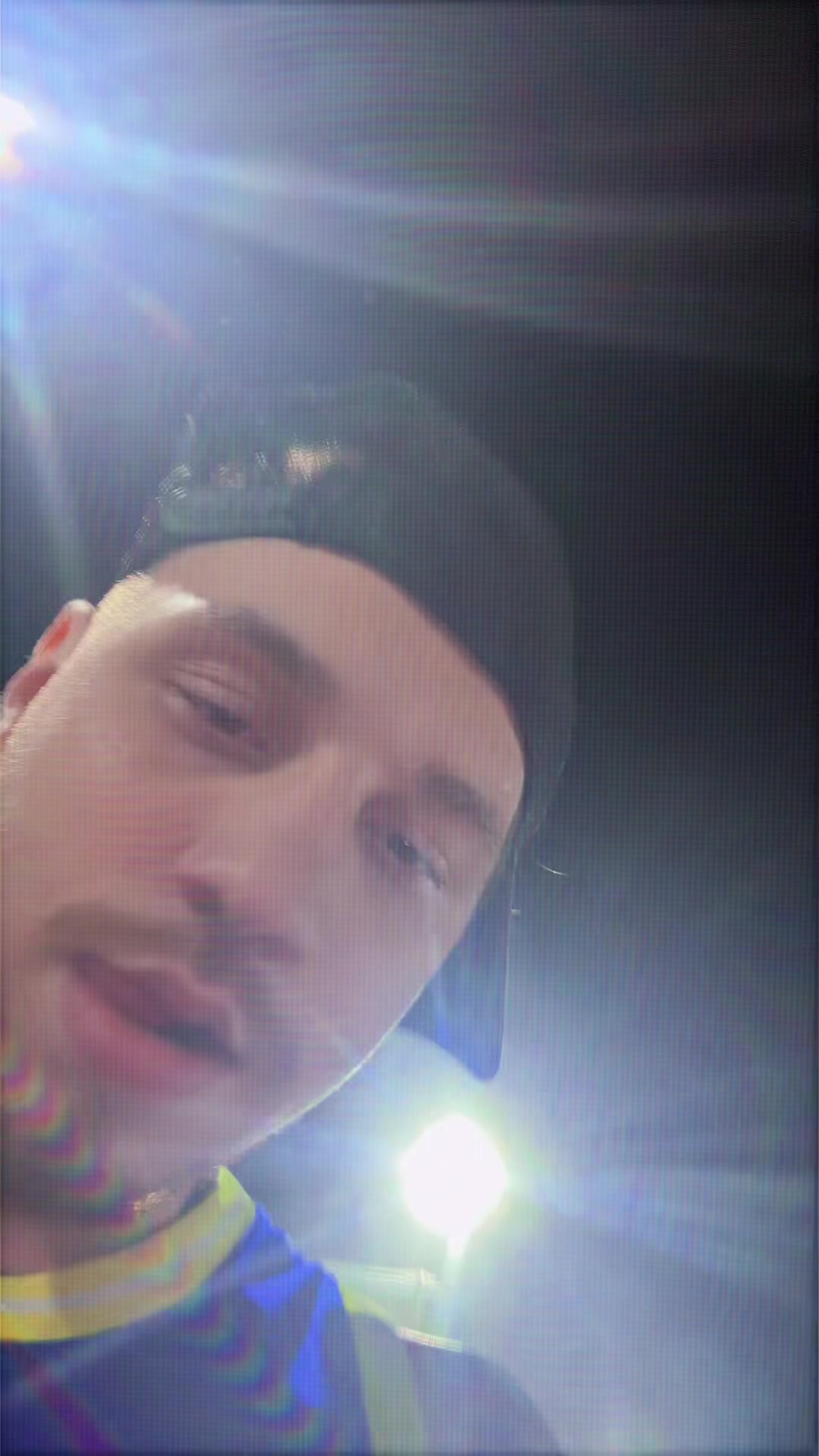@LLL😈