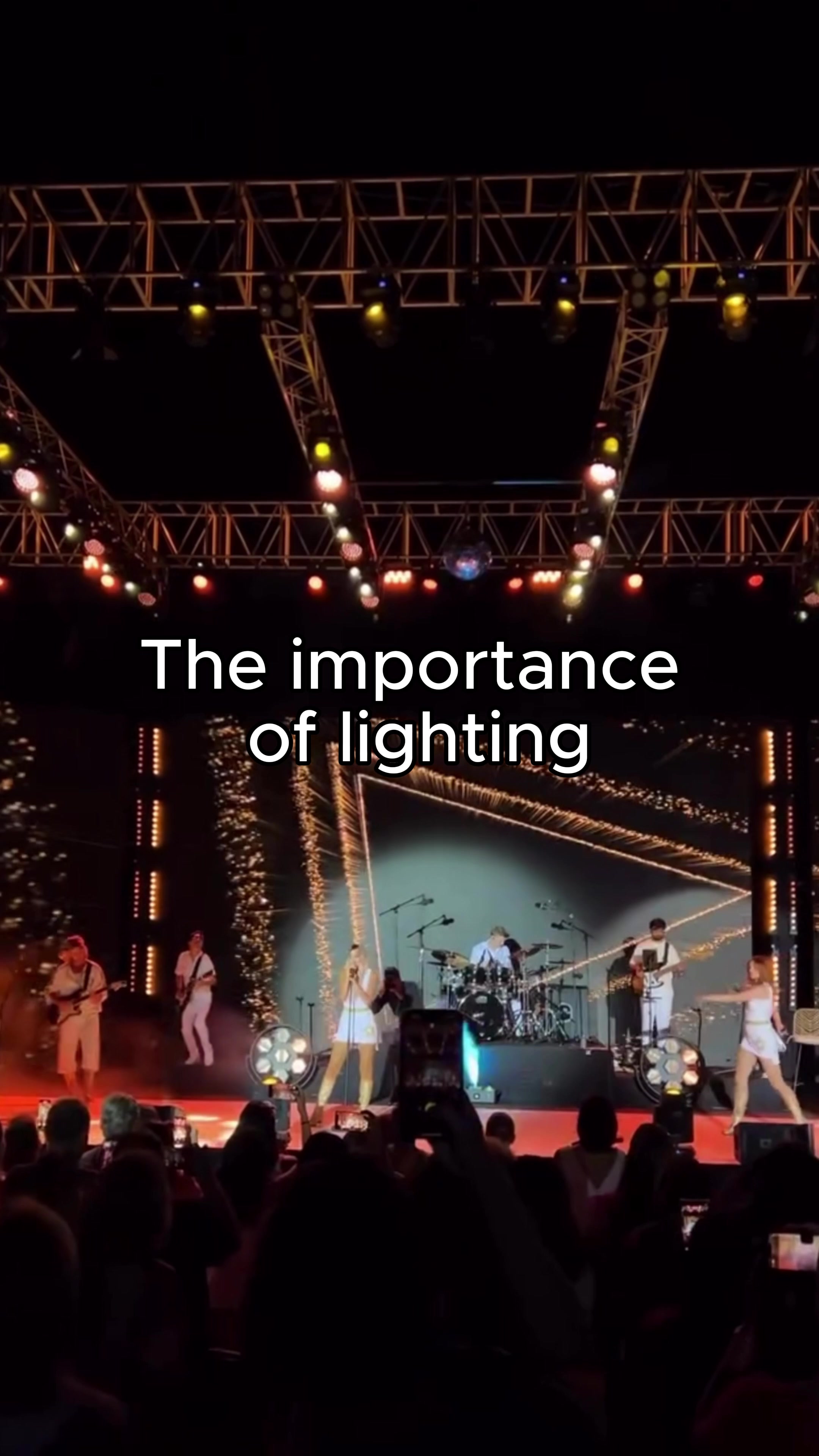 @Maniatheshow