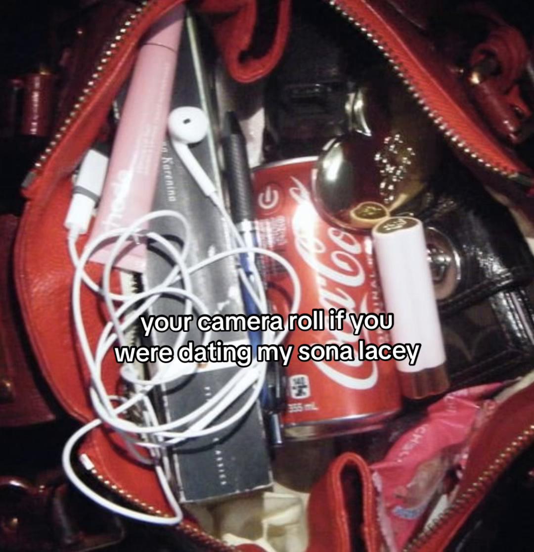 @✮ 𝘦𝘭𝘭𝘢 🪿