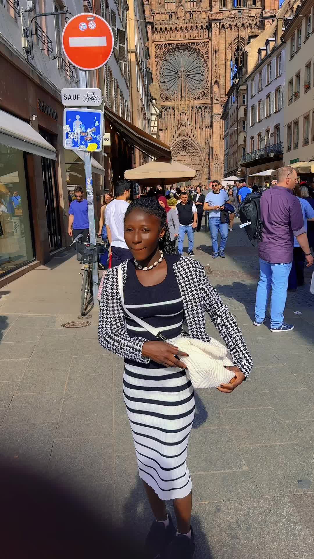 @PrettyAisha🥰❤️