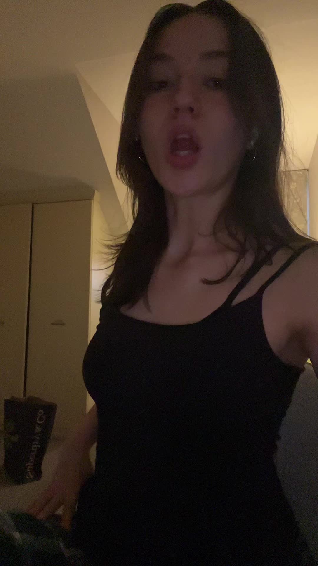 @ellalouiseclark