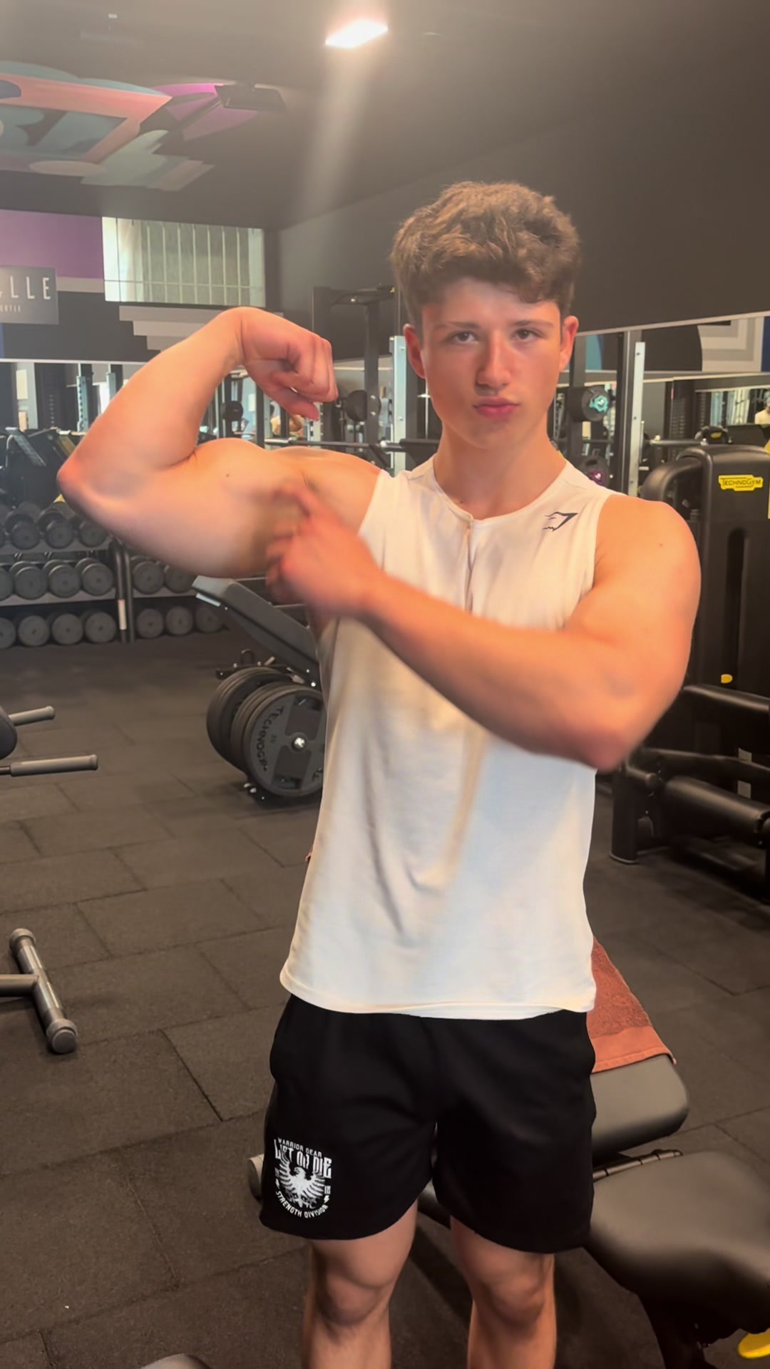 @loric_fit
