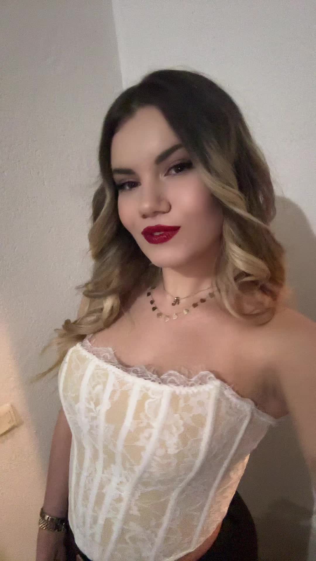 @Aviii