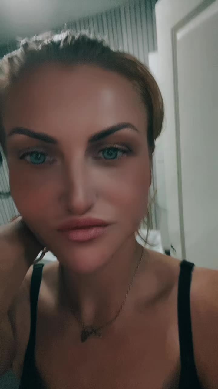 @🧠 Danielle | ADHD & Chaos 💖