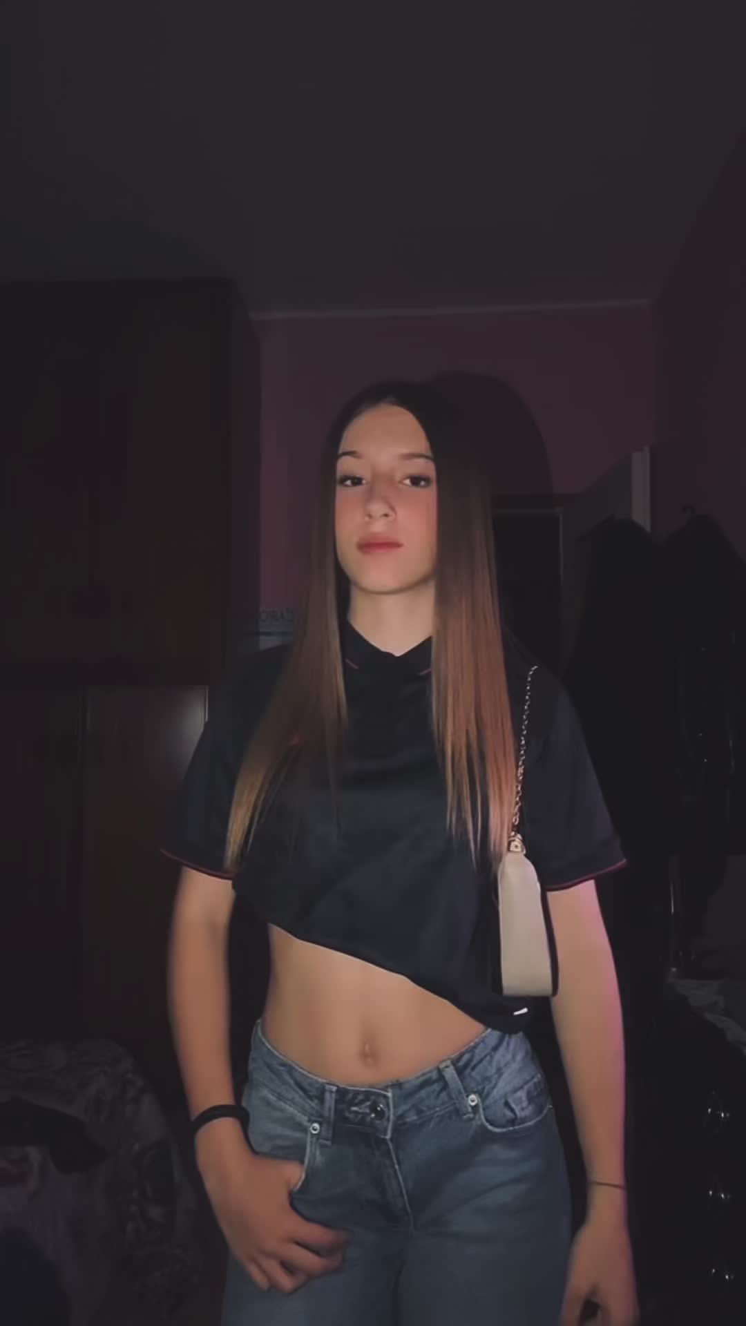 @𝒙𝒉𝒆𝒔𝒊🇦🇱