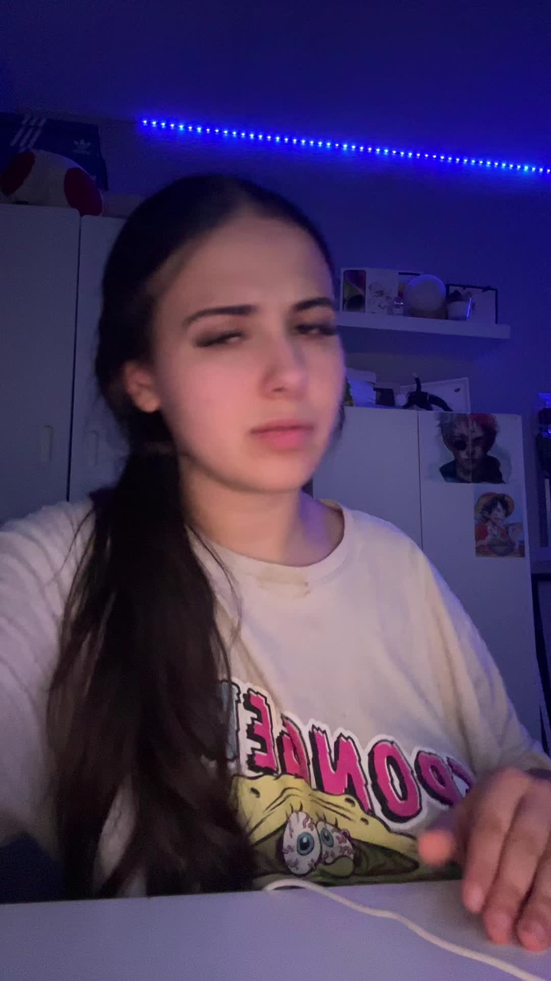 @Luna