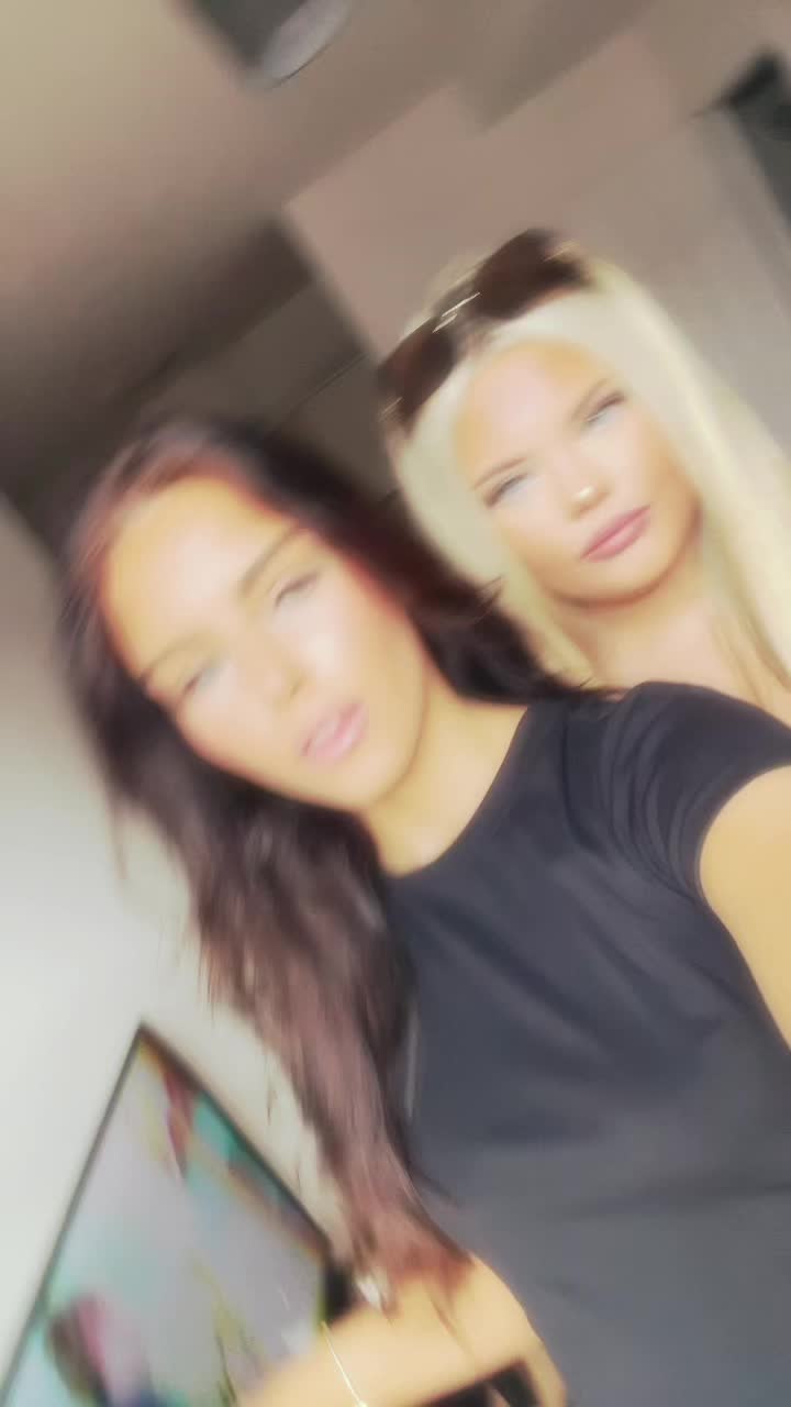@ella
