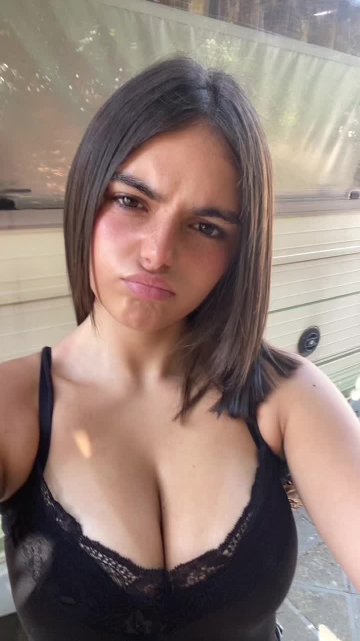 @adinaaaaaj