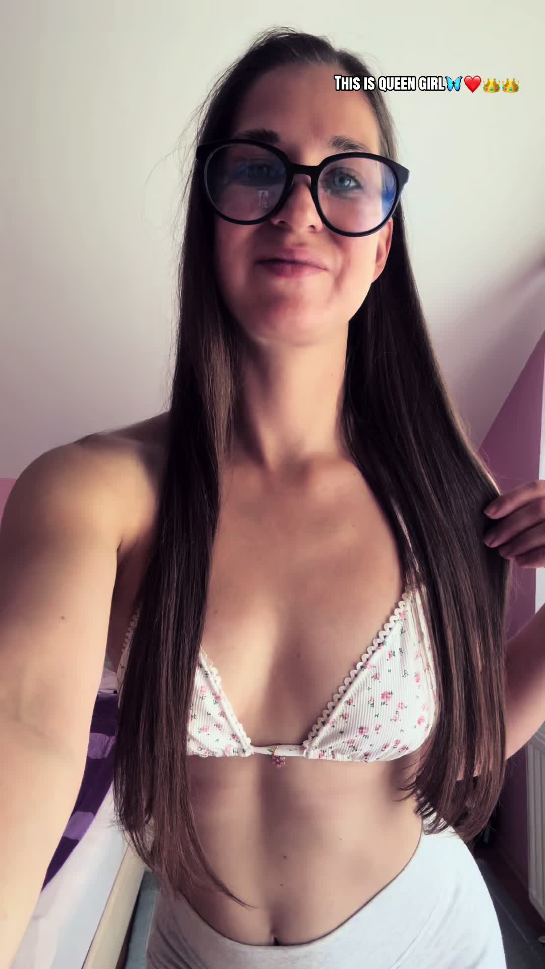 @🩷🌸_bloom_girl64🩷👑