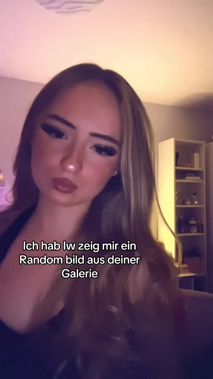 @𝐰𝐚𝐯𝐲𝐲_𝐩𝐢𝐚