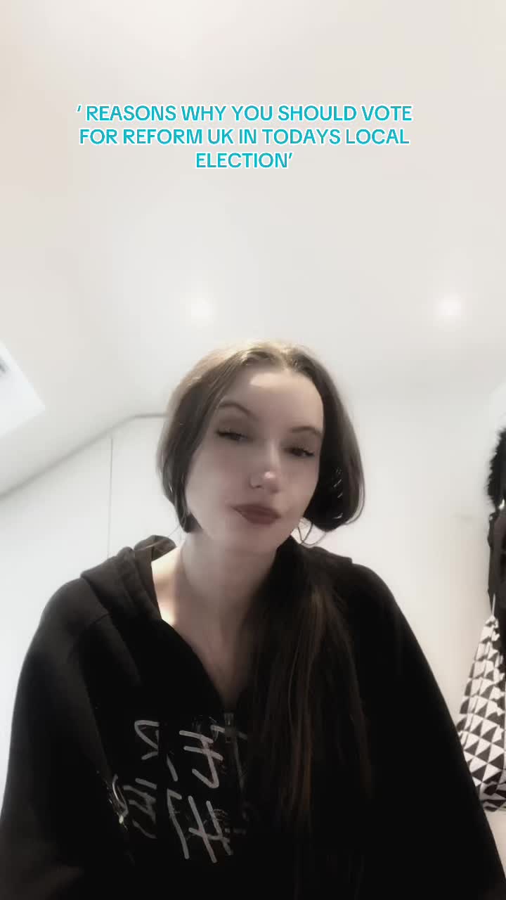 @𝐋☾𖦷