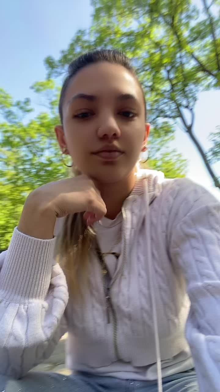 @🥀🤍V💜A🤍N💜E🤍S💜S🤍A💜🥀