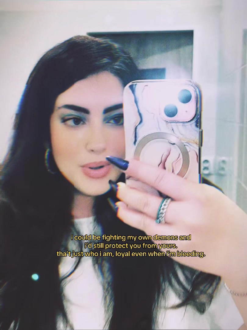@✨🦋Warholka🦋✨