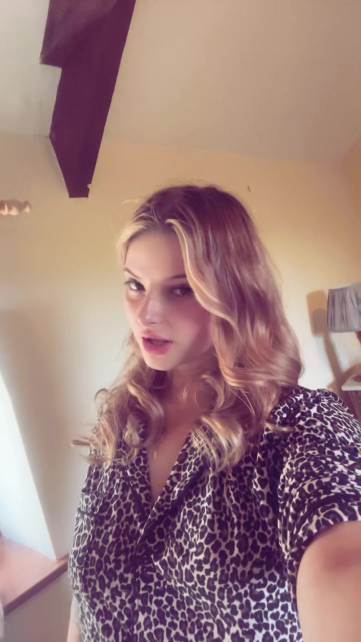 @𝓗𝓐𝓝𝓝𝓐𝓗🍒🐆🍸