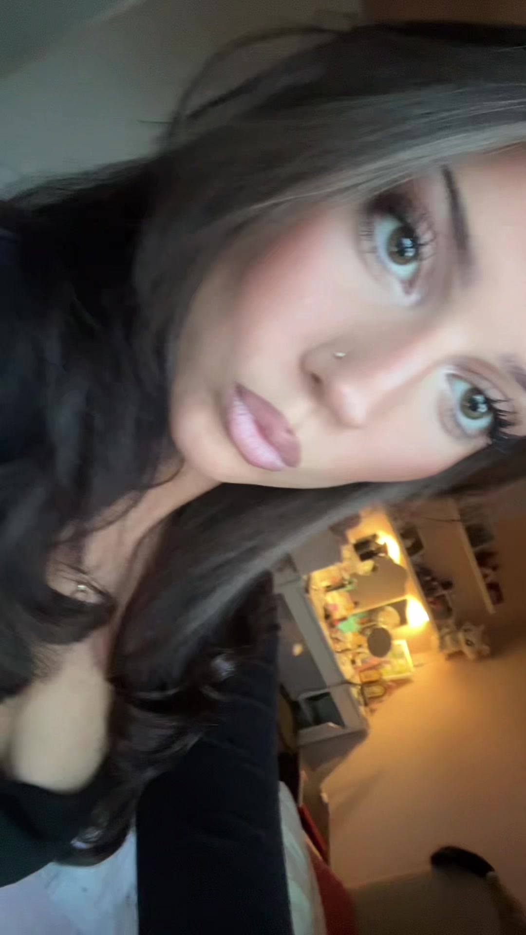 @️